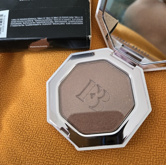 FENTY BEAUTY BY RIHANNA Killawatt Highlighter - PENNY4UTHOTS - Picture 4 of 6
